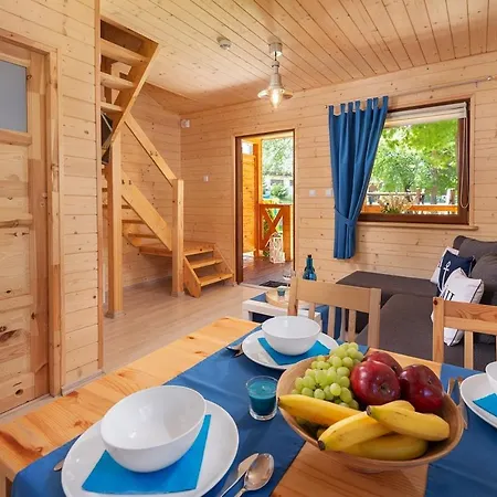 Lodge Alkado